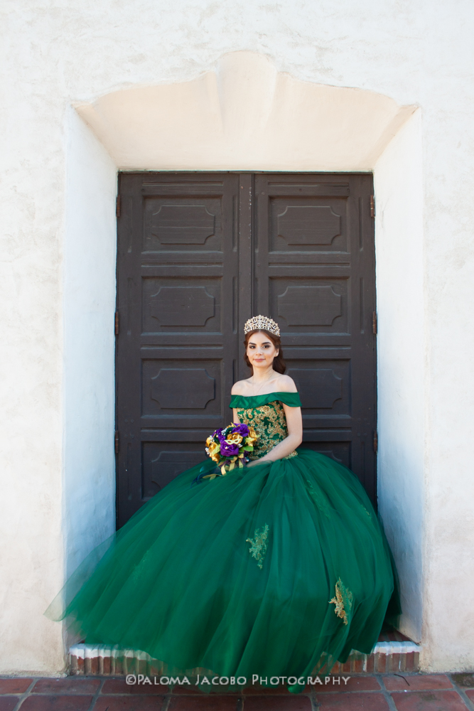 Presidio Park Quinceanera pictures in San Diego by Paloma Jacobo Photography