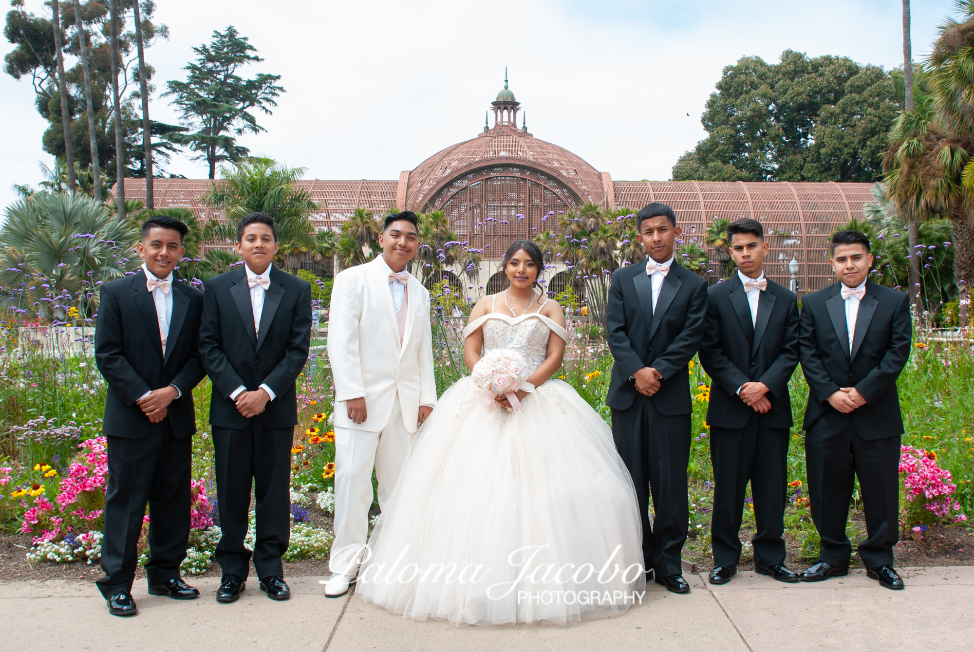 Quinceanera photo shoot at Balboa Park by Paloma Jacobo Photography