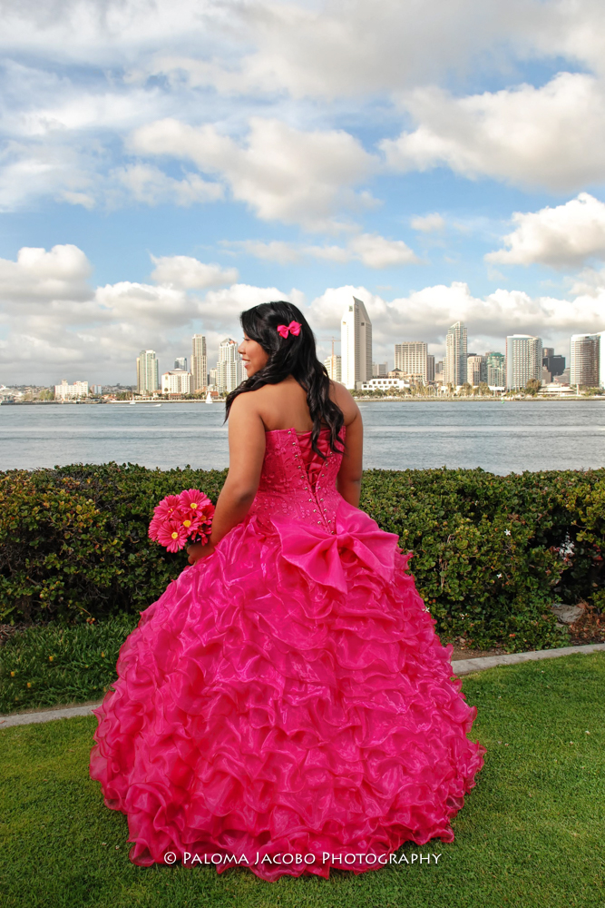 San Diego Quinceanera photo shoot in Coronado by Paloma Jacobo Photography