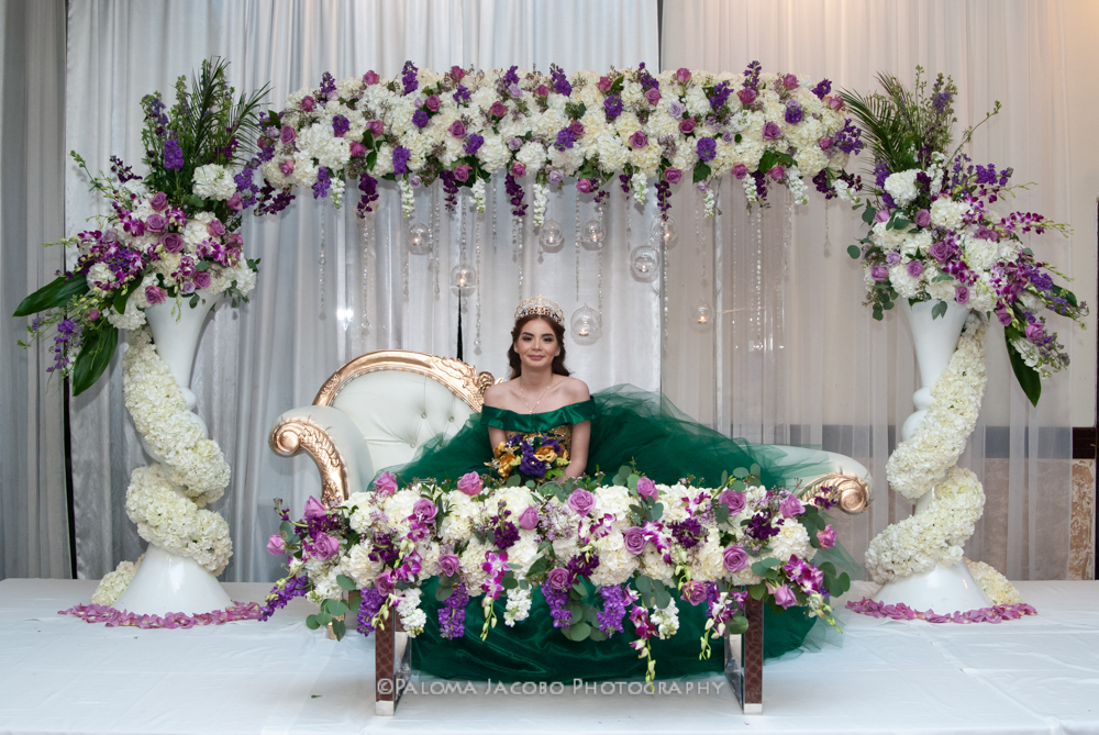 Royal Palace Banquet Hall in el Cajon Quinceanera Party by Paloma Jacobo Photography